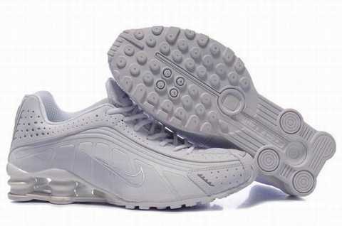 foot locker nike shox r4